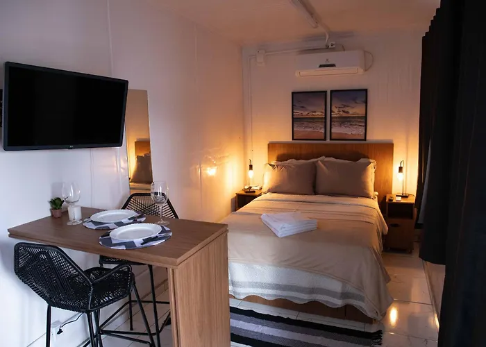 Container Guest House