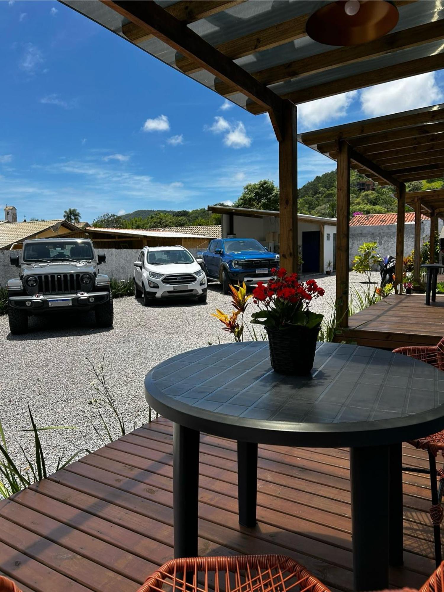 Container Guest house
